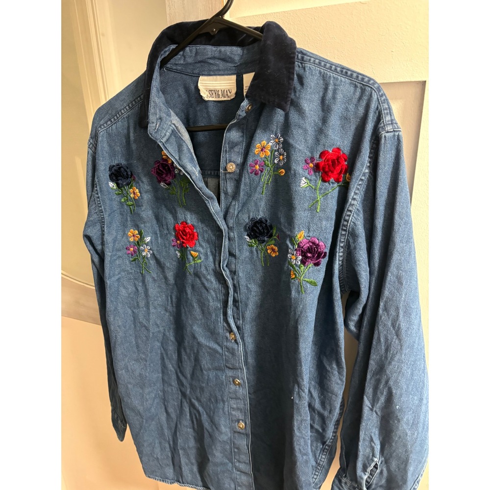 Casey & Max Denim Floral Embroidered Button Down Shirt Corduroy Collar Large